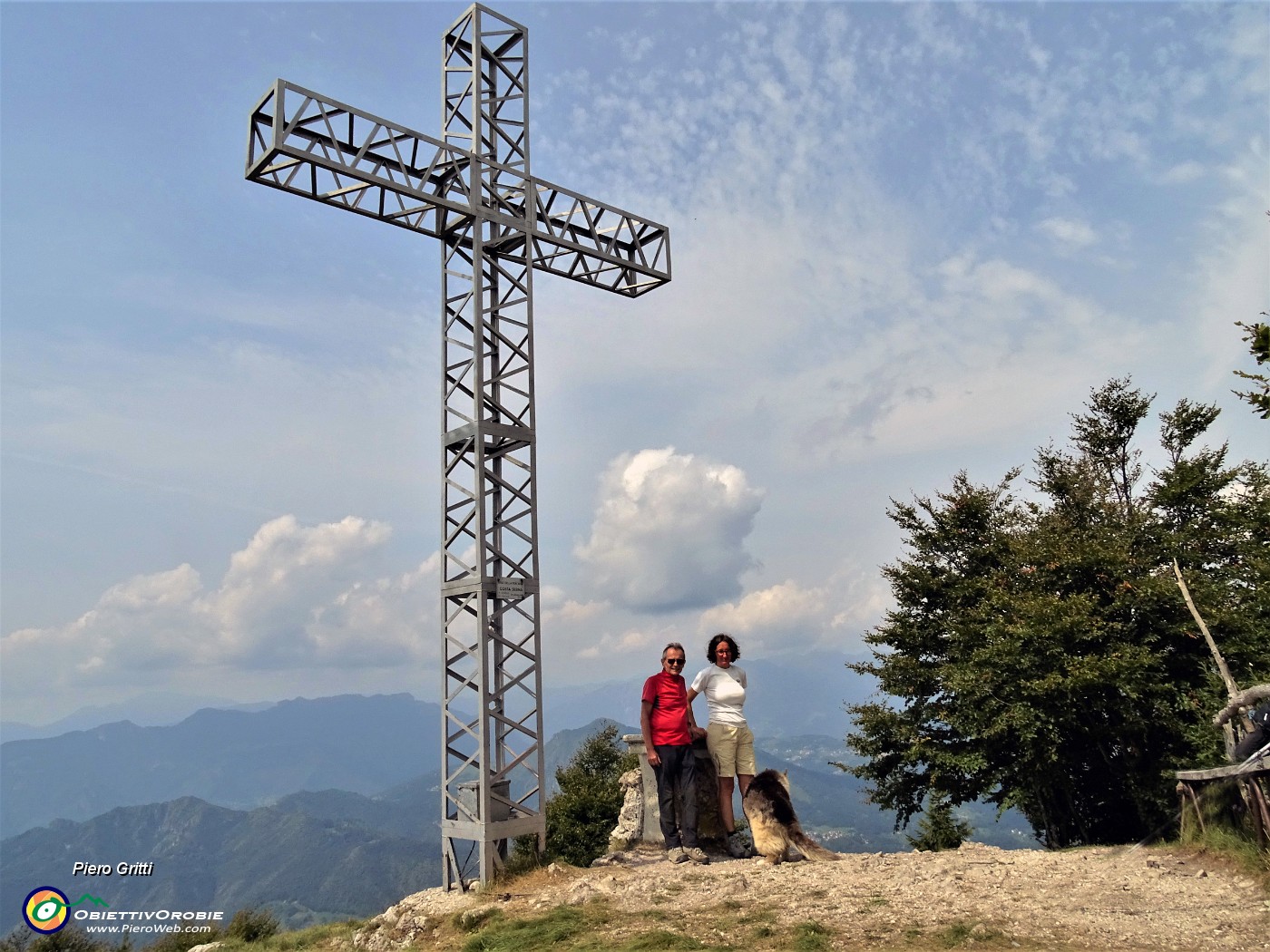 05 Alla croce del Monte Suchello (1541 m).JPG -                                